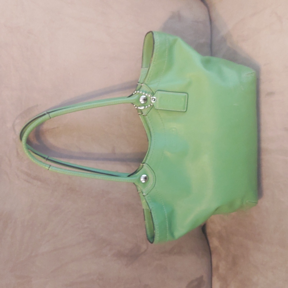 COACH Apple Green Legacy Bleecker Leather Tote Bag F14383 - Picture 2 of 16